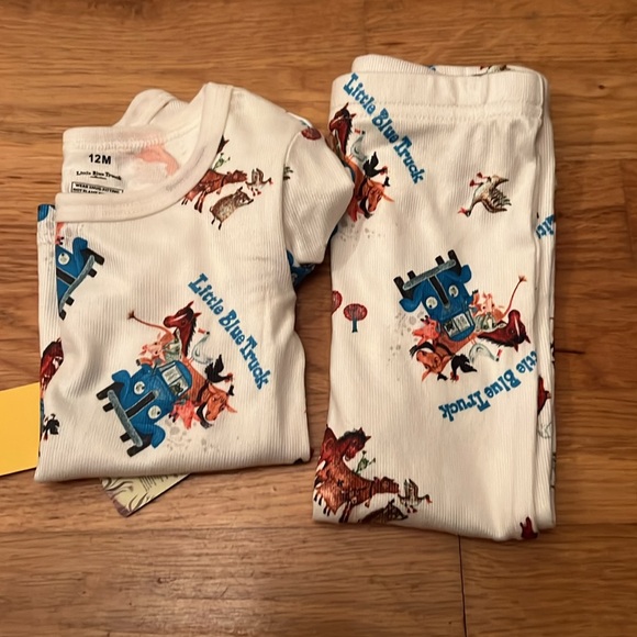 Little Blue Truck  Pj set 12m NWT - Picture 12 of 12